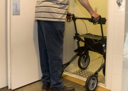 rollator mobiliteit veiligheid in huis Ergotherapie Van der Sande